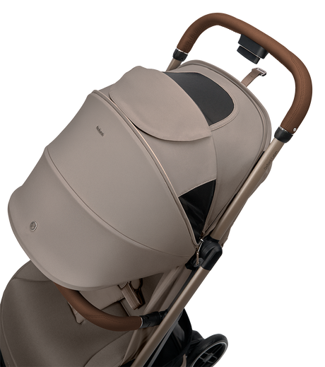 Maxi Cosi - Oxford Cabin - Oak Truffle (Includes raincover) ONLINE ONLY