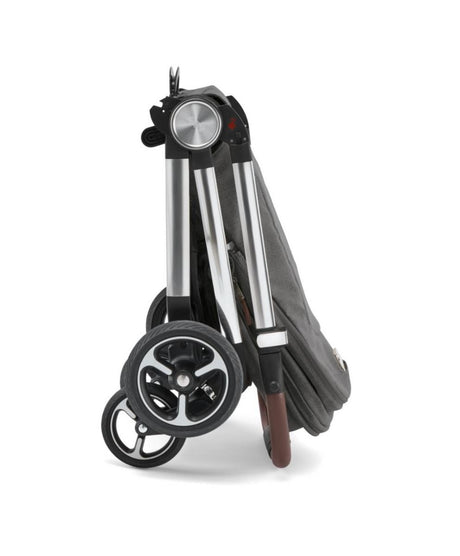 Mamas & Papas Strada 6 Piece Essential Travel System Bundle