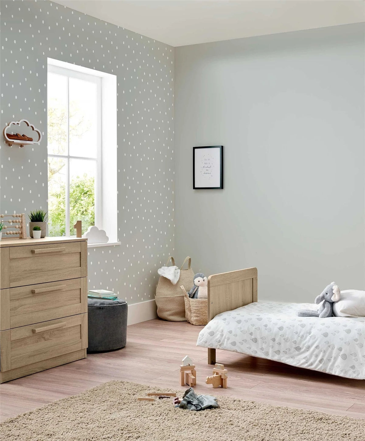 Mamas & Papas Atlas 2 Piece Furniture Set (Cotbed & Dresser)