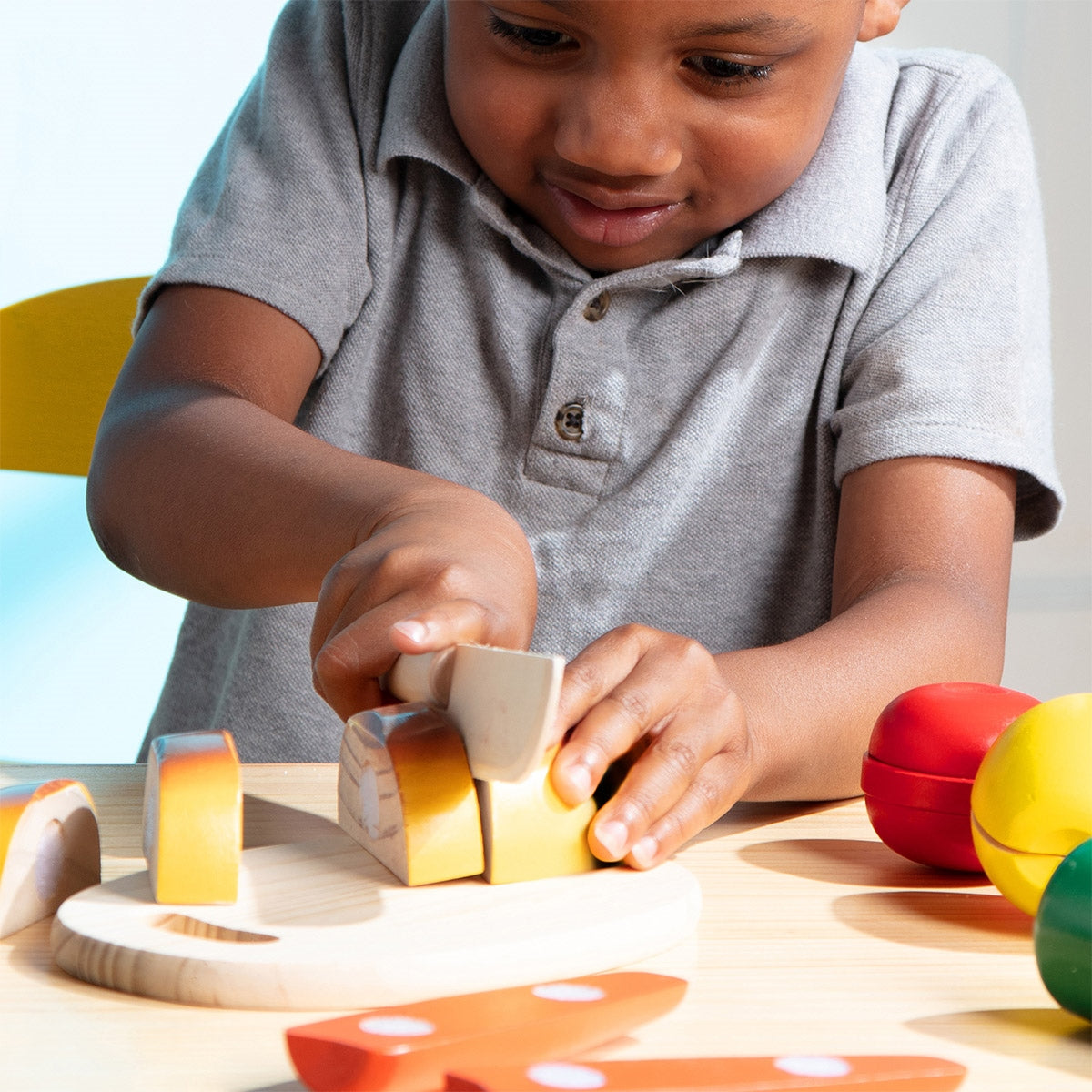 Melissa & Doug Wooden Cutting Foods Toy Set