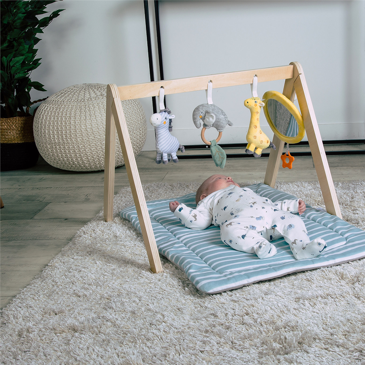 Red Kite Wooden Activity Arch with Play Mat & Activity Toys