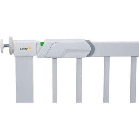 Safety 1st Flat Step Pressure Gate (73-80cm)
