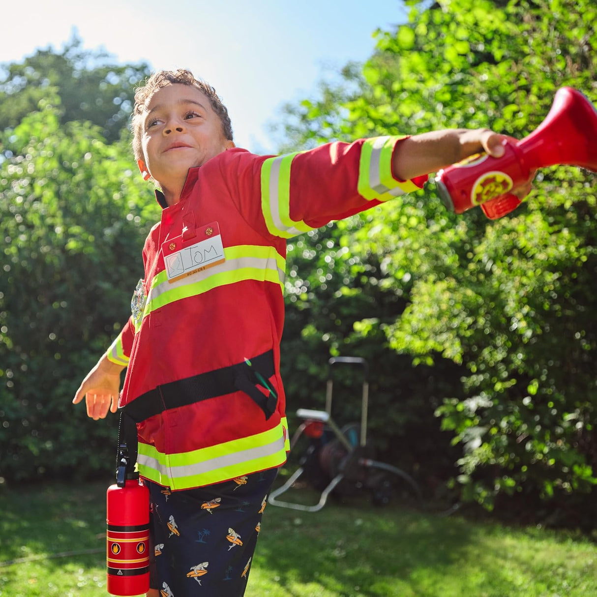 Melissa & Doug Fire Chief Costume Set − Dress Up & Role Play for Boys & Girls | With Extinguisher, Helmet, Badge, Bullhorn & Jacket | Age 3+