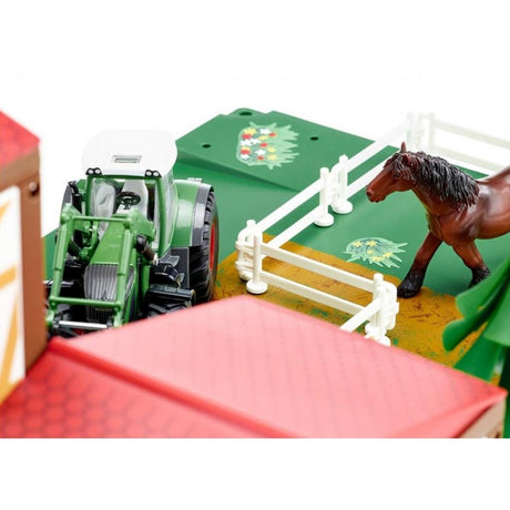 Siku Horse Farm