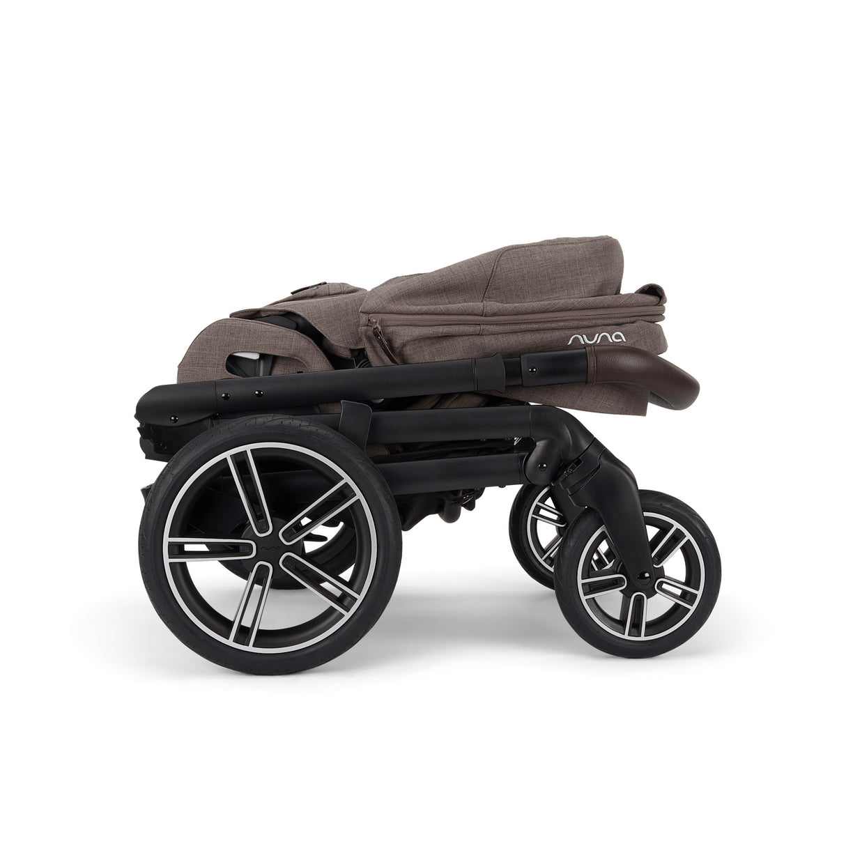 Nuna MIXX Next with ARRA Flex & Base Curv Travel System