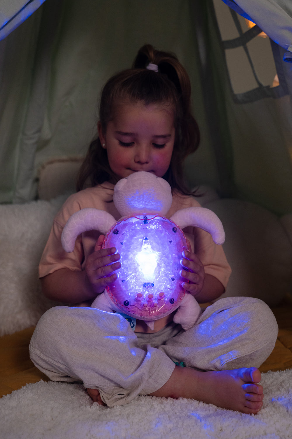Cloud B Tranquil Turtle Projector - Pink