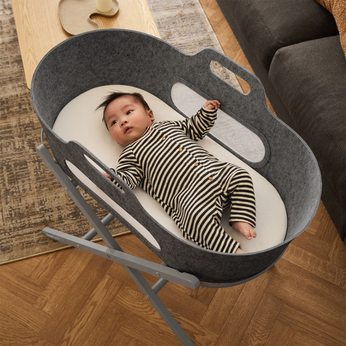 Snuz SnuzBaskit Moses Basket & Stand