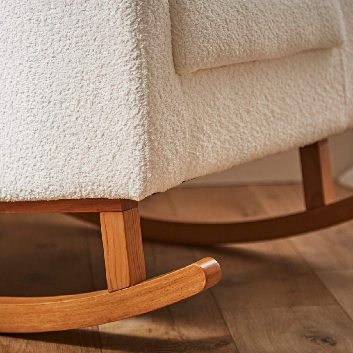 CuddleCo Etta Boucle Nursing Chair