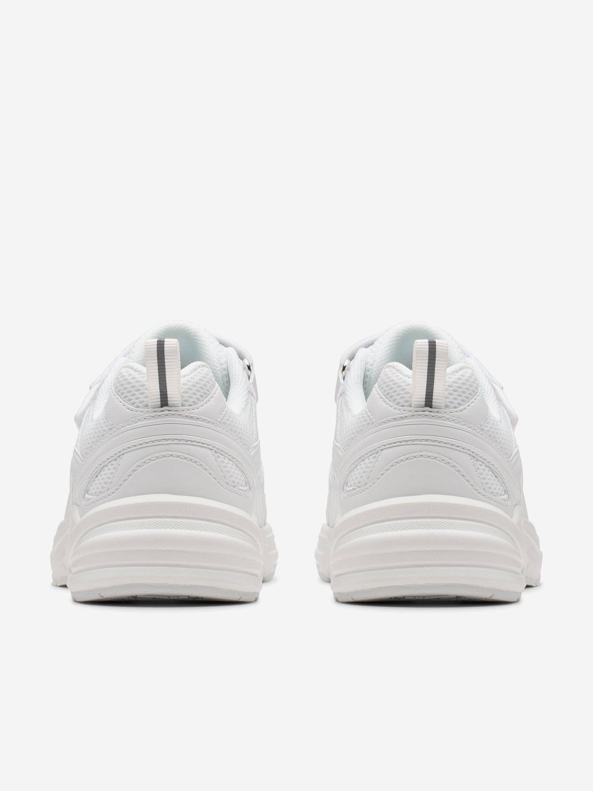 Clarks Kids Crafton Move Trainers in White (Wide Fit)