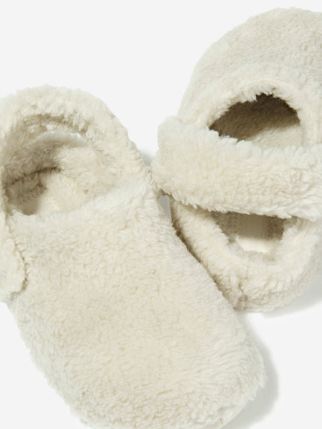 Crocs Kids Classic Cozzzy Slipper in Ivory