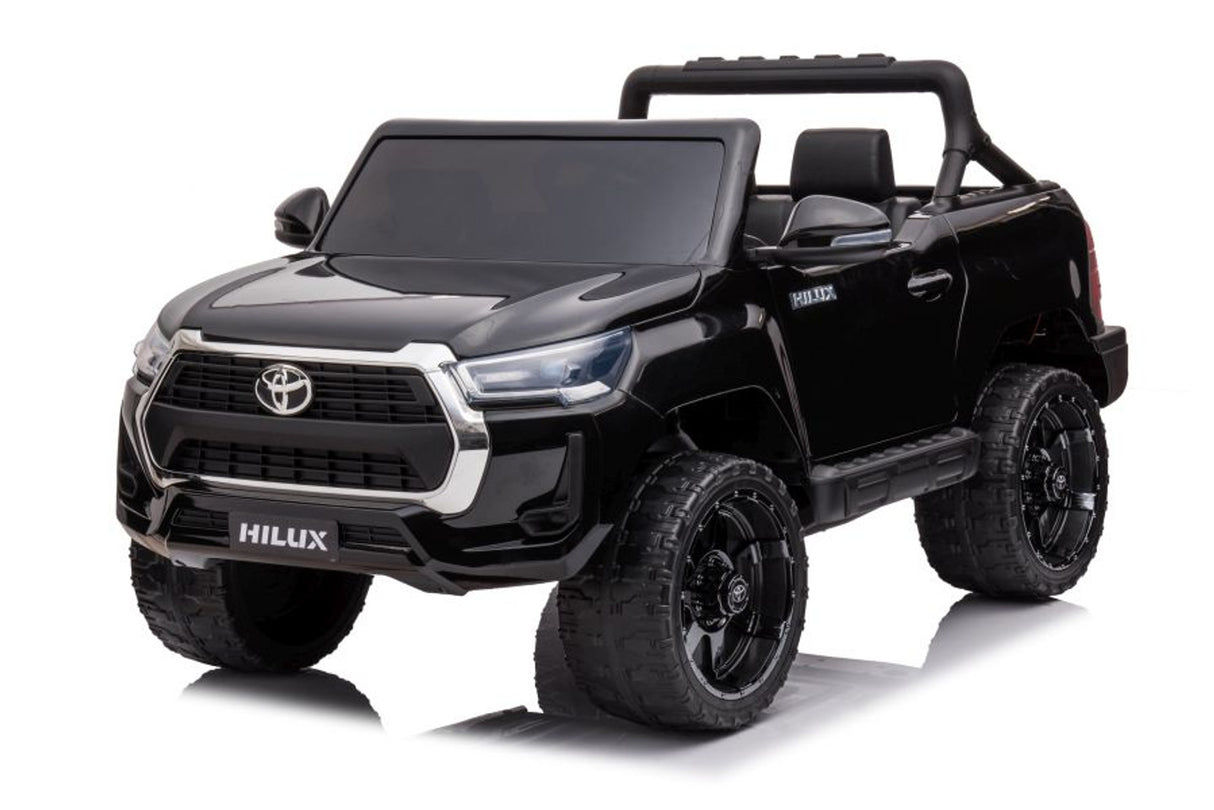 Toyota Hilux - Pink, 2-8 Years