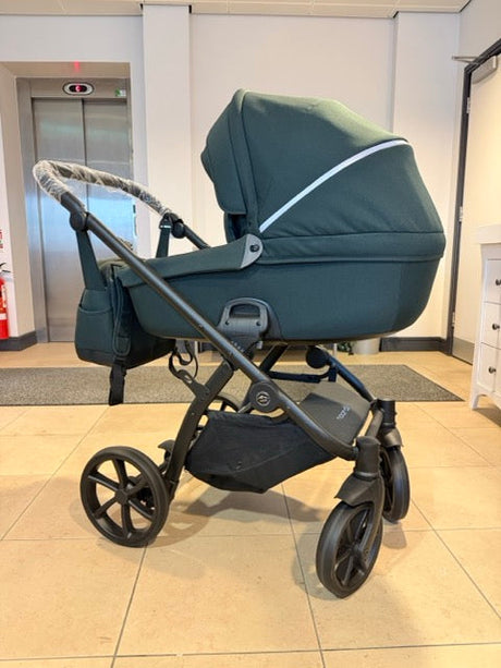 Noordi Fjordi V2 Limited Edition With Travel Carrier Car Seat - Forest Green (OPEN BOX)