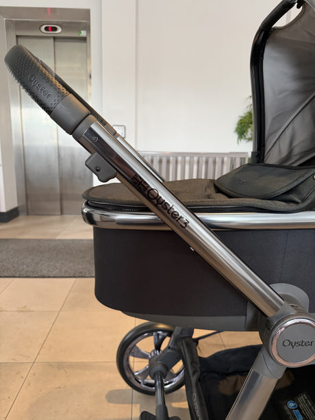 Oyster 3 Complete Pram - Black Olive (OPEN BOX)