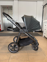 Oyster 3 Complete Pram - Black Olive (OPEN BOX)