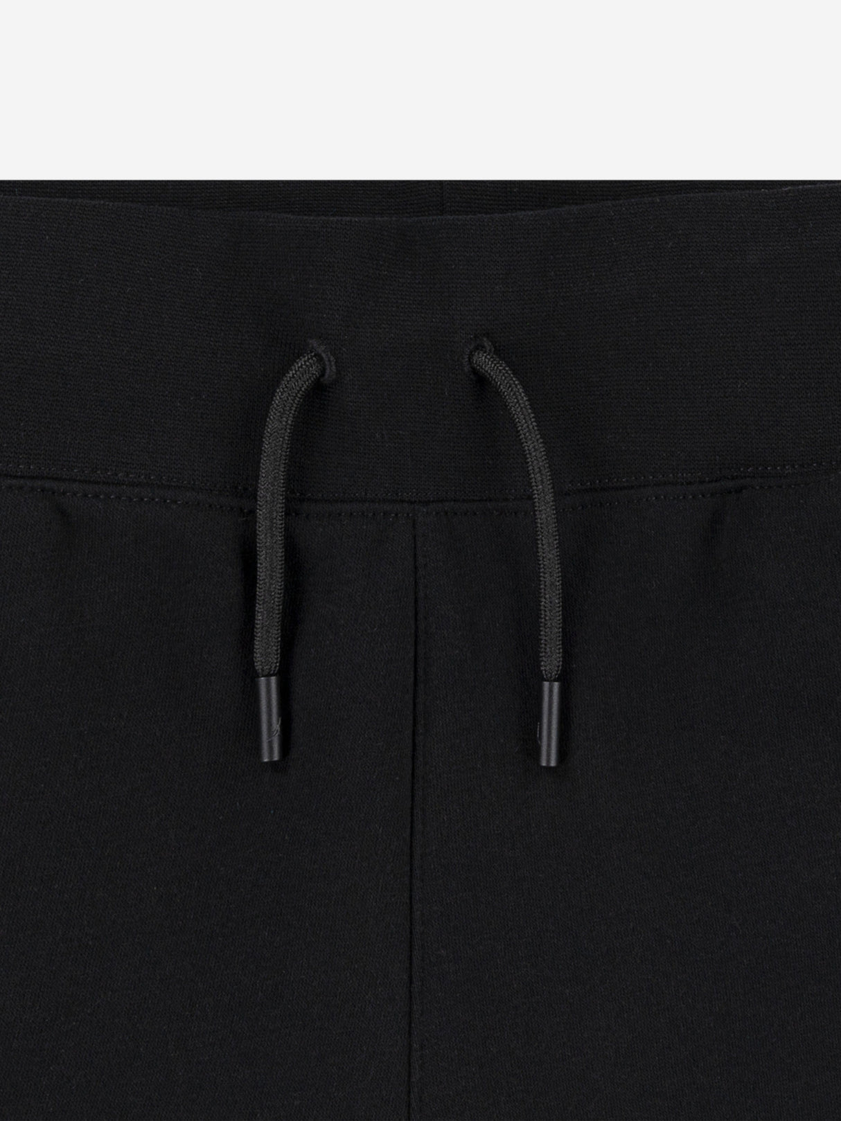 Jordan Girls Brooklyn Fleece Shorts in Black