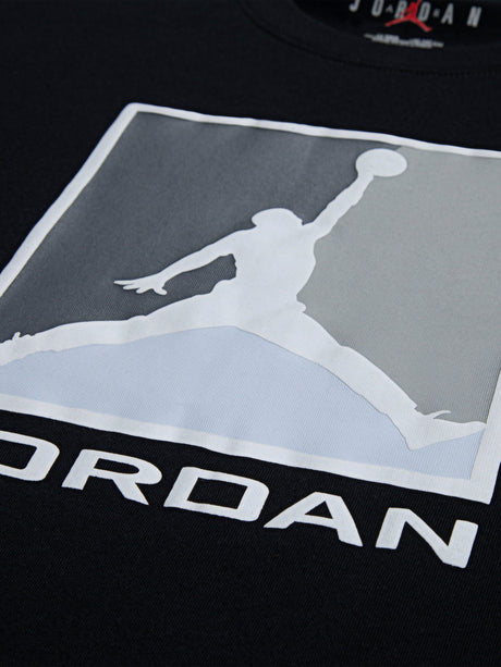 Jordan Boys MJ Flight Essential Bold 3.0 T-Shirt in Black