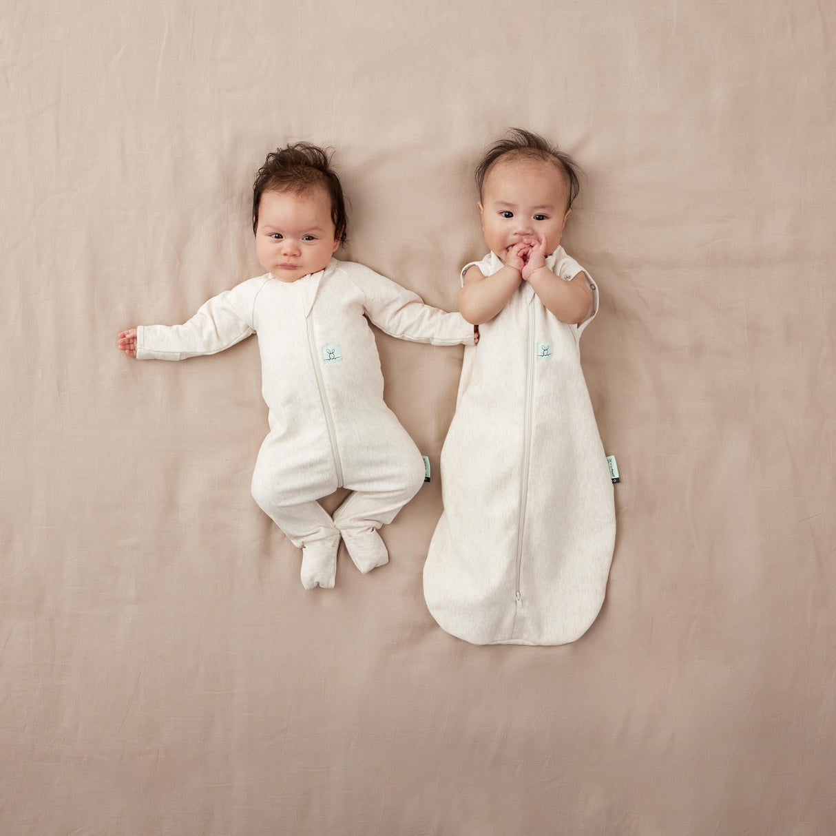 ergoPouch - Organic Layers Long Sleeve Babygrow Oatmeal - Mild 0.2 TOG