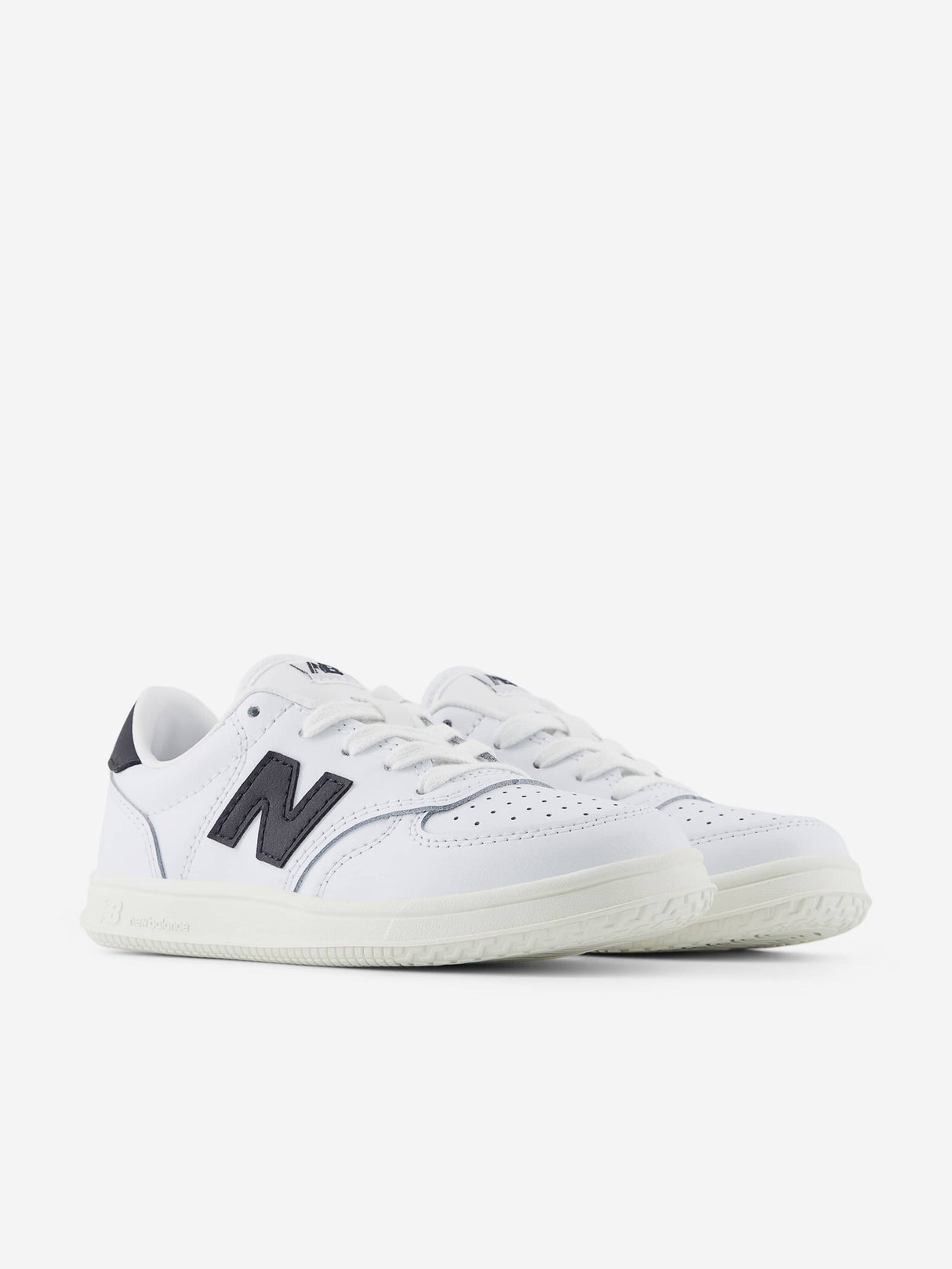 New Balance Kids T500 Trainers in Black