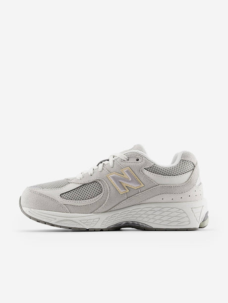 New Balance Kids 2002 Trainers in Beige