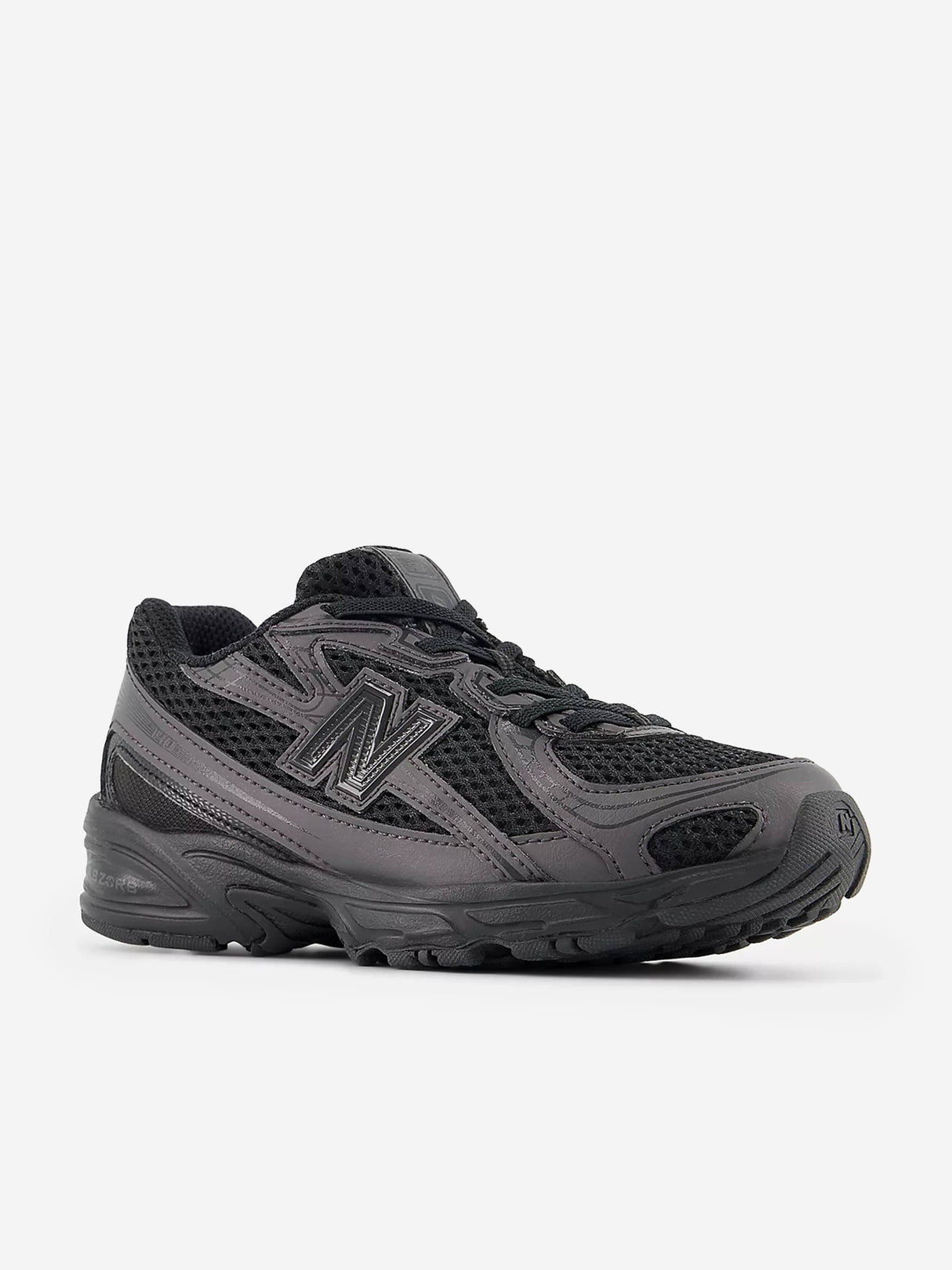 New Balance Kids 740 Trainers in Black