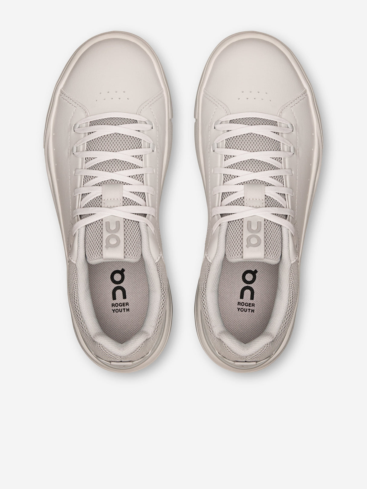 On Running Girls The Roger Trainers in Grey