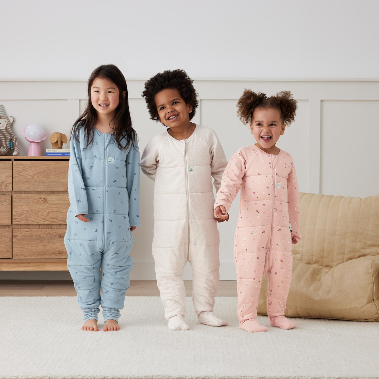 ergoPouch - Organic Winter Long Sleeved Sleep Onesie - Daisy 3.5 TOG