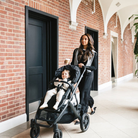 UPPAbaby Vista V3 Pushchair & Carrycot – Single-to-Double Pram - James