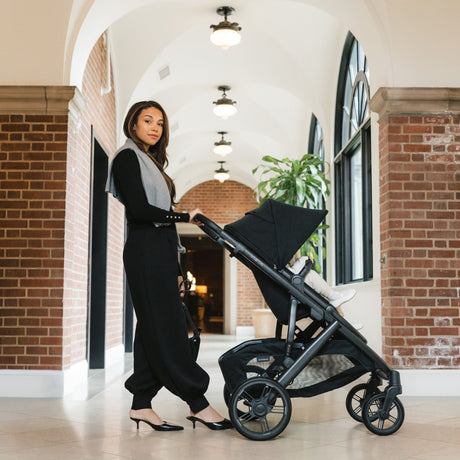 UPPAbaby Vista V3 Pushchair & Carrycot – Single-to-Double Pram - James