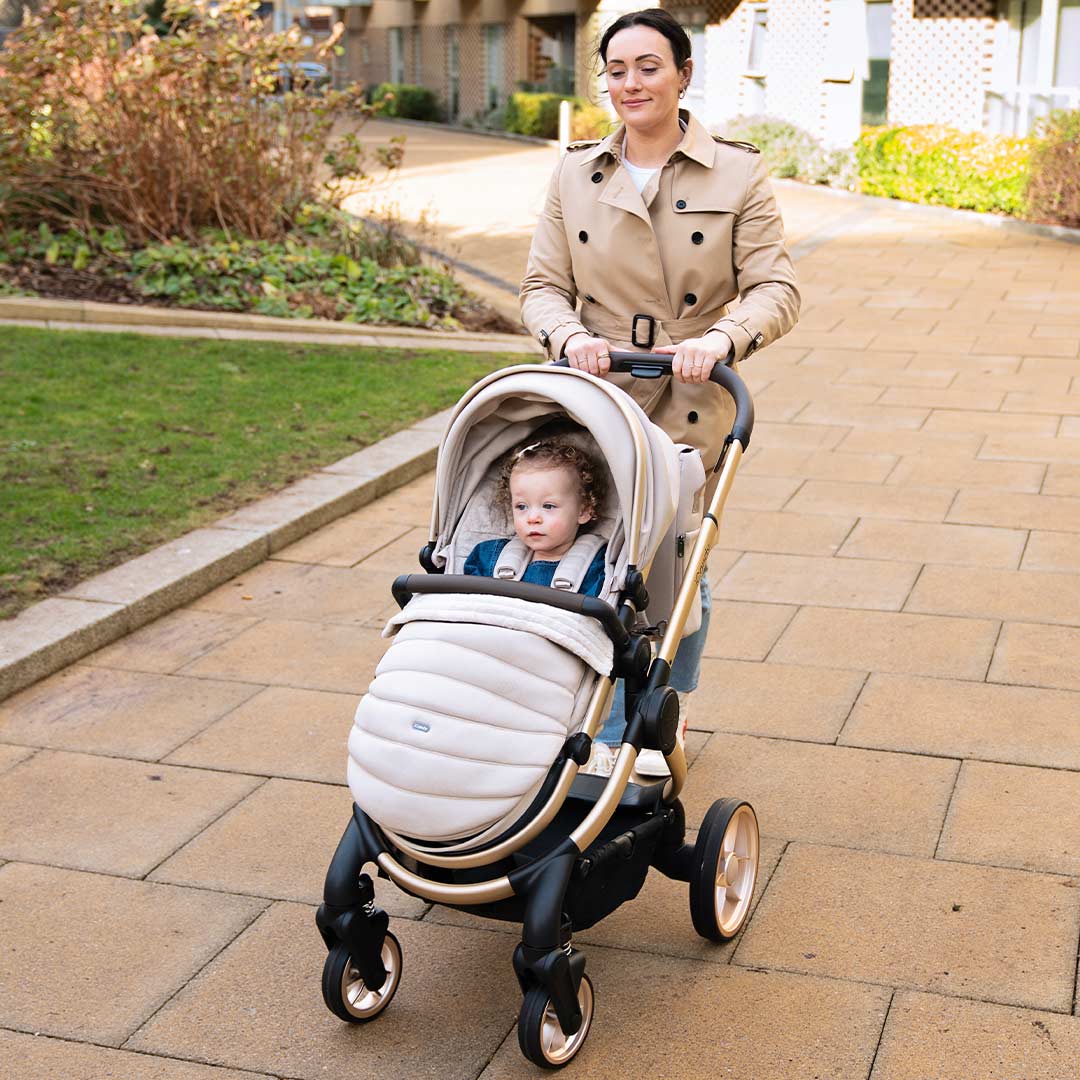 iCandy Peach 7 Complete Pushchair & Carrycot Bundle – Biscotti Edition
